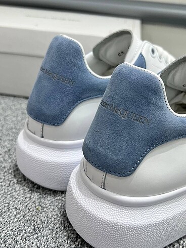 38 Beden Alexander McQueen White Blue
