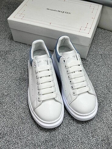 Alexander McQueen Alexander McQueen White Blue