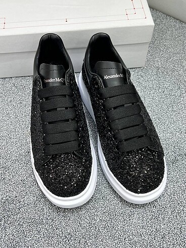40 Beden Alexander McQueen Black White with Glitter