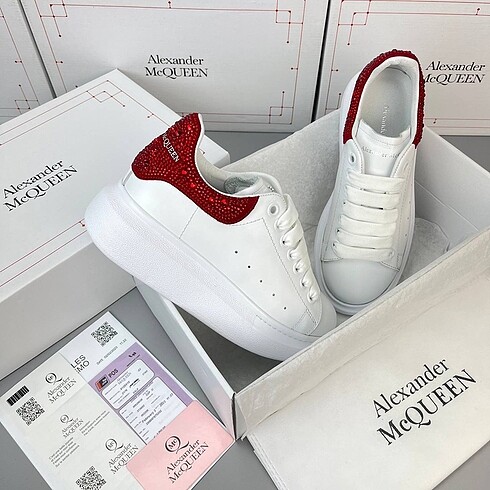 Alexander McQueen Alexander McQueen White Red with Glitter