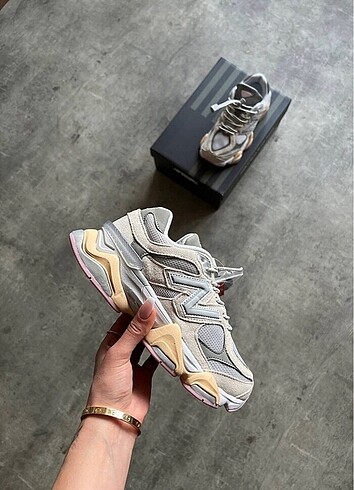 40 Beden New Balance 9060 Grey Lilac
