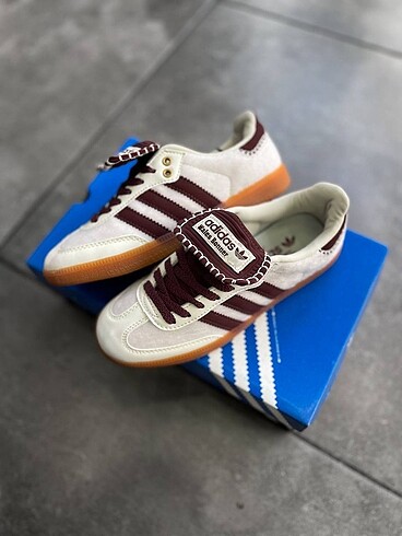 36 Beden Adidas Samba W. Tonal Pony
