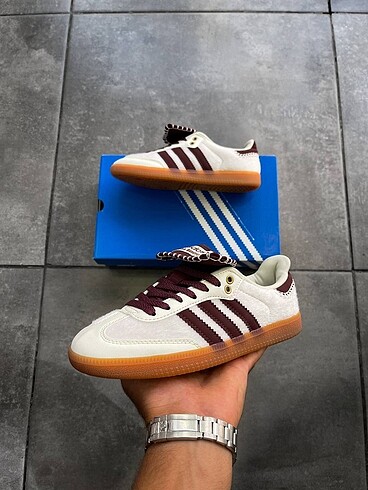 Adidas Adidas Samba W. Tonal Pony