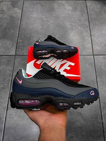 Air Max 95 Corteiz Pink Beam