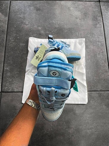 39 Beden Adidas Bad Bunny Blue Tint