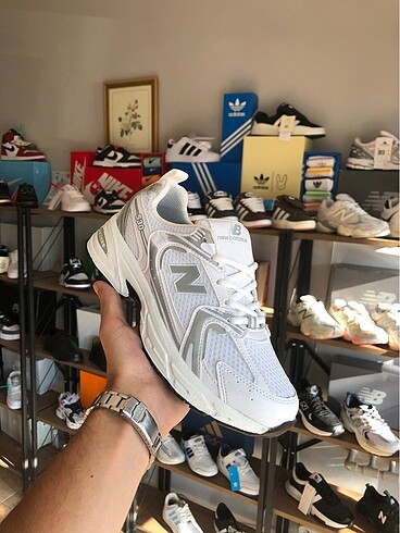 New Balance 530