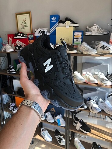New Balance Siyah