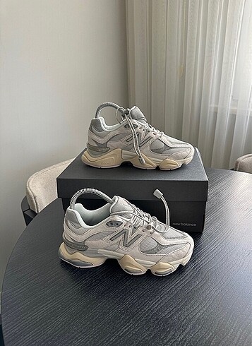 New Balance New Balance 9060 Grey Lilac