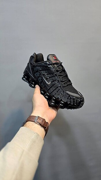 Nike Shox Black
