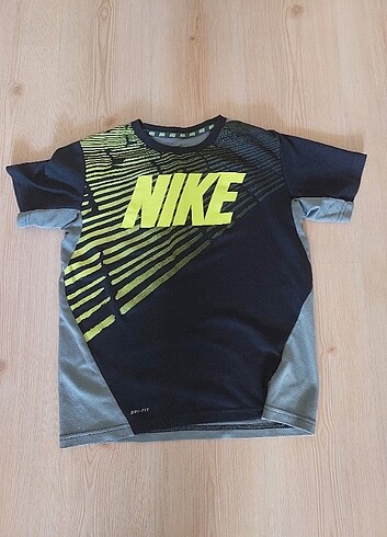Nike dri-fit tişört