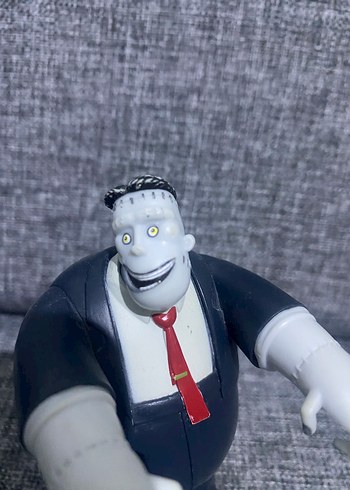 Gri Renkli Aksiyon Figürü