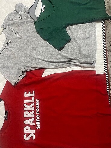 3 Adet T-Shirt 200 TL