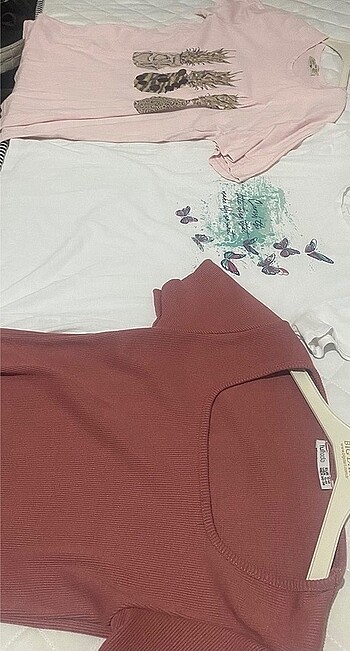 3 Adet T-Shirt 250 TL