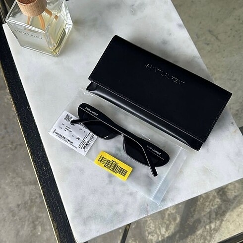 SAİNT LAURENT SUNGLASSES