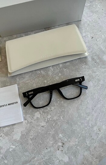 Beden GENTLE MONSTER GLASSES