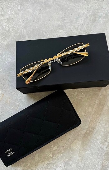CHANEL SUNGLASSES