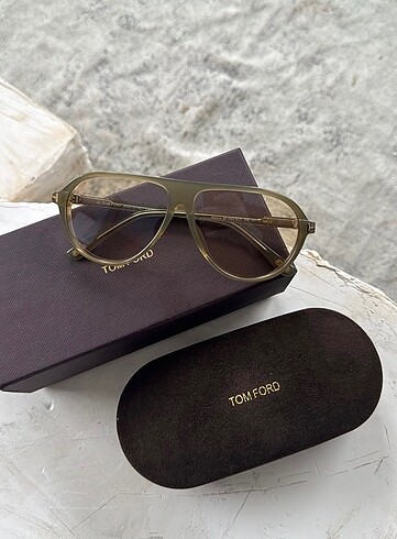 TOM FORD SUNGLASSES
