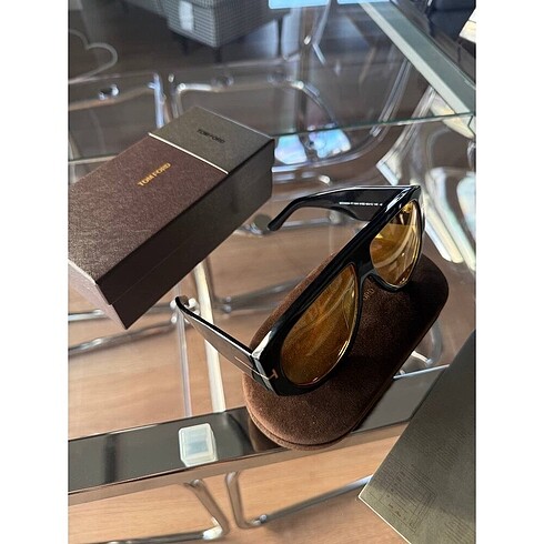  Beden TOM FORD 2025