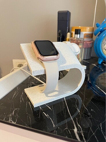 Apple Watch stand