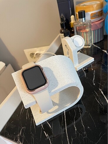  Beden Apple Watch stand