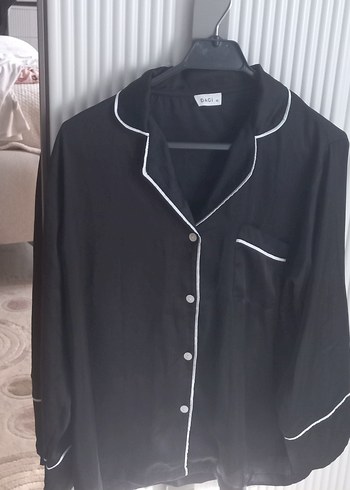 Diğer Siyah Düğmeli Uzun Kollu Kadın pijama