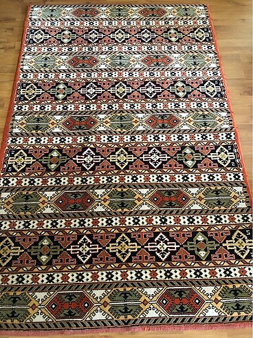 Diğer Makina halısı kilim desenli