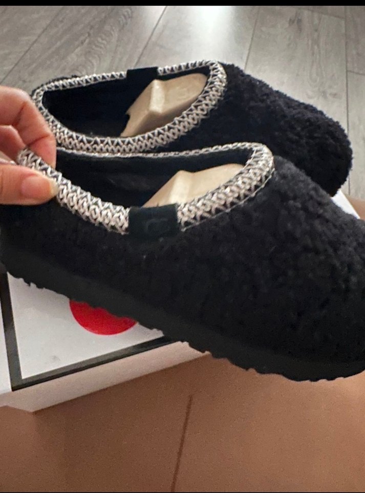 UGG Kadın Siyah Örgü Detaylı Terlik - Görsel 2