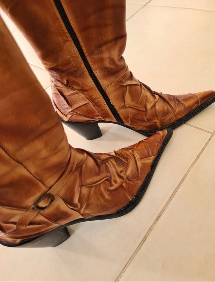 Kahverengi Deri Bayan Çizme - Görsel 4