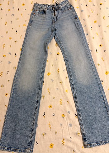 Stradivarius Dusuk Bel Stradivarius Flare Denim Jean D98