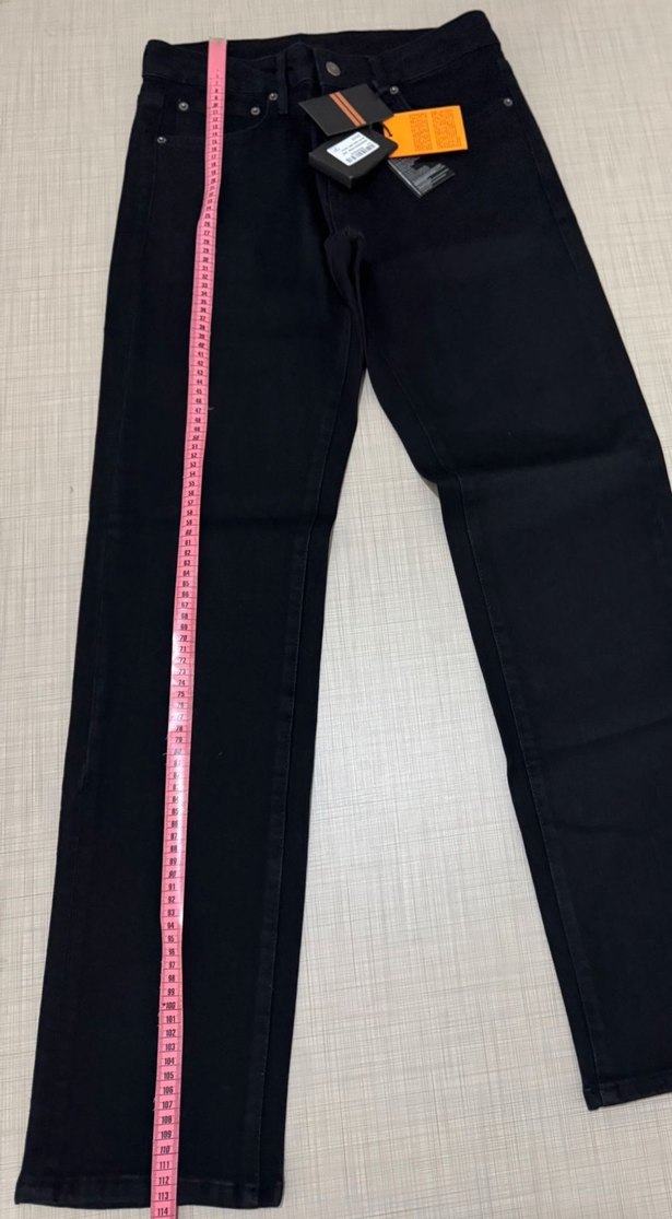 Siyah Baskılı Düğmeli  Kot Pantolon gümrük ürünü - Görsel 2