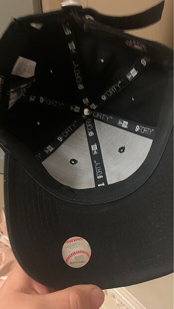 New Era Siyah Şapka