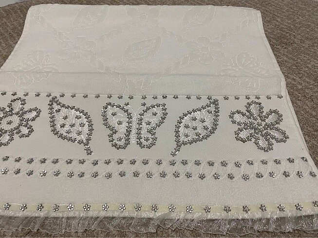 İşlemeli havlu - Görsel 2