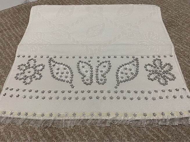 İşlemeli havlu - Görsel 3