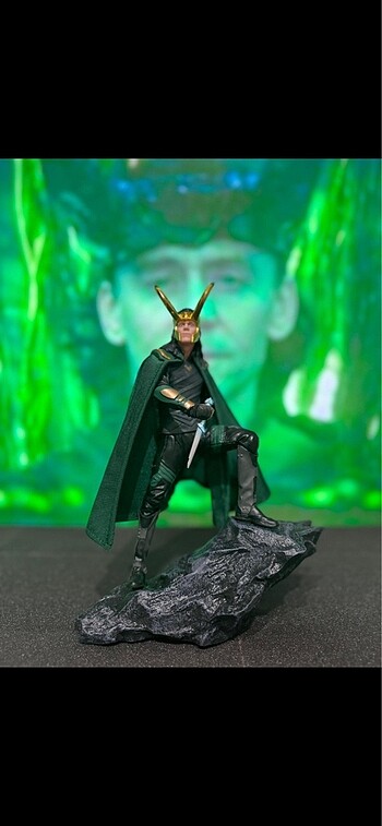  Beden Marvel Loki Figür