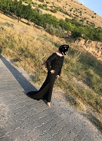 Siyah etek üst takım elbise 