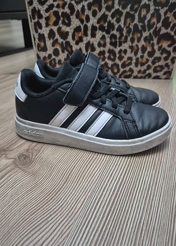 Erkek Çocuk Siyah Adidas Spor Ayakkabı