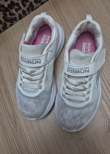 28 Beden beyaz Renk Kız Çocuk Beyaz Cırt Cırtlı Spor Ayakkabı
