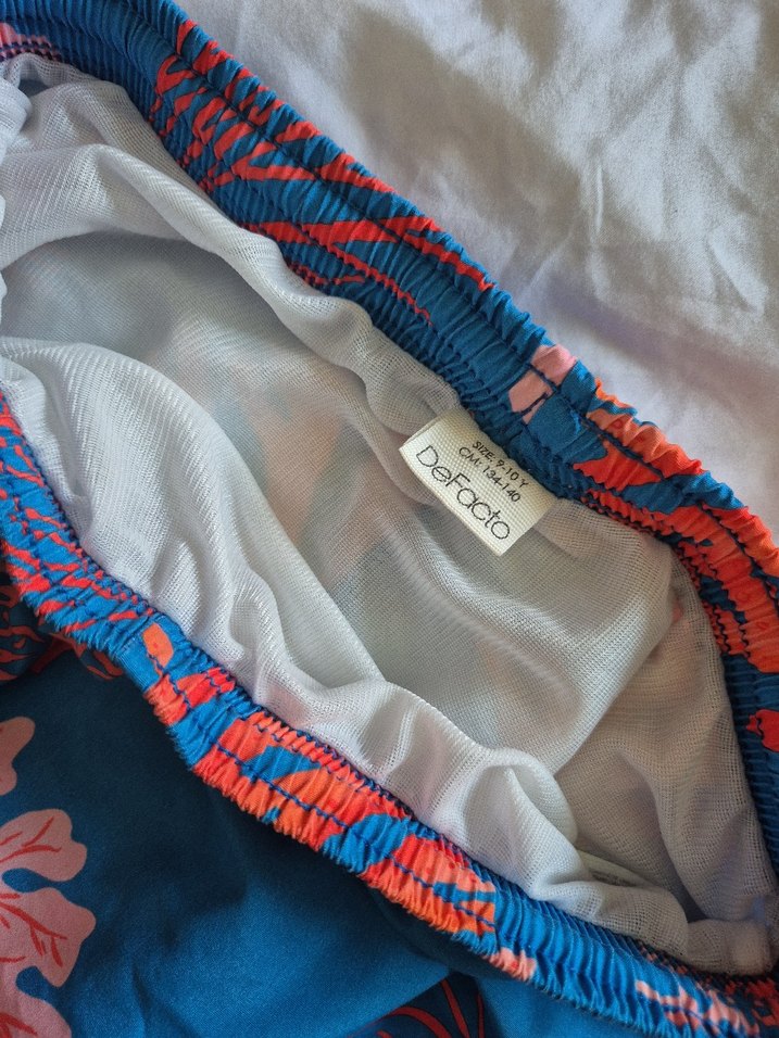 Renkli Mavi Düğmeli Erkek cocuk Mini Mayo deniz sort 9 yas - Görsel 2