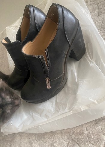 Siyah Kadın Blok Topuklu Deri Bot - Görsel 6