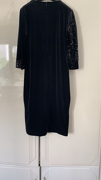 Gece elbisesi pullu - Görsel 3