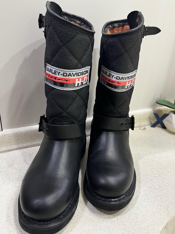 Harley Davidson SiyahTokalı Kadın Biker Bot - Görsel 2