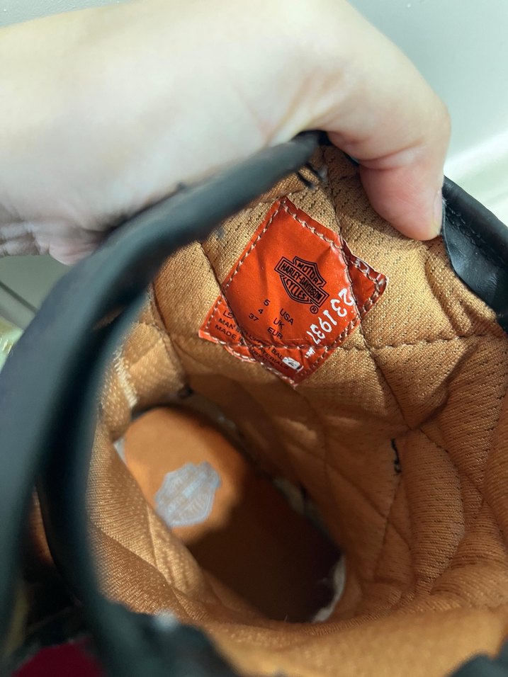 Harley Davidson SiyahTokalı Kadın Biker Bot - Görsel 3