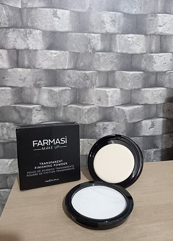 farmasi transparan pudra