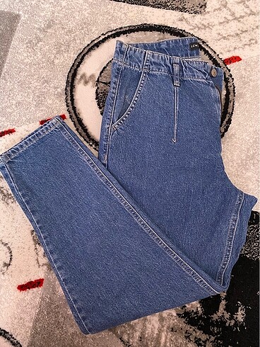 LCW mom jean
