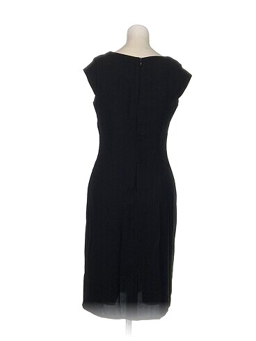 38 Beden PreLoved Uzun Elbise %70 İndirimli.
