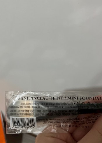 Lancôme Fondöten Fırçası Bej Renk - Görsel 2