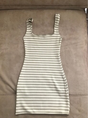 Zara zara elbise hic kullanılmamış