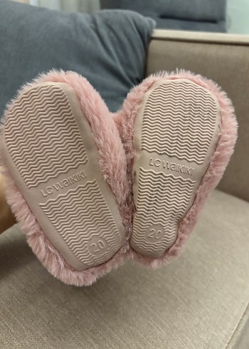 Kız Çocuk Pembe Kürklü Ev Terliği - Görsel 2