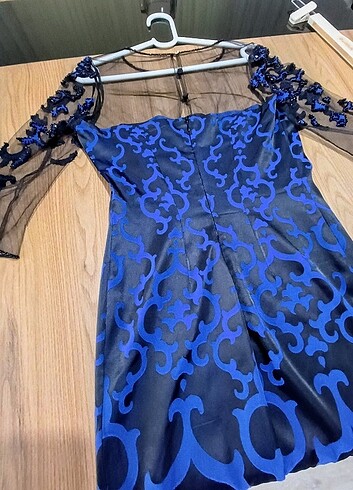 Rinascimento made in italy Italyadan özel dikim 40 beden Likrali elbise. Tül üstü Taş, BO