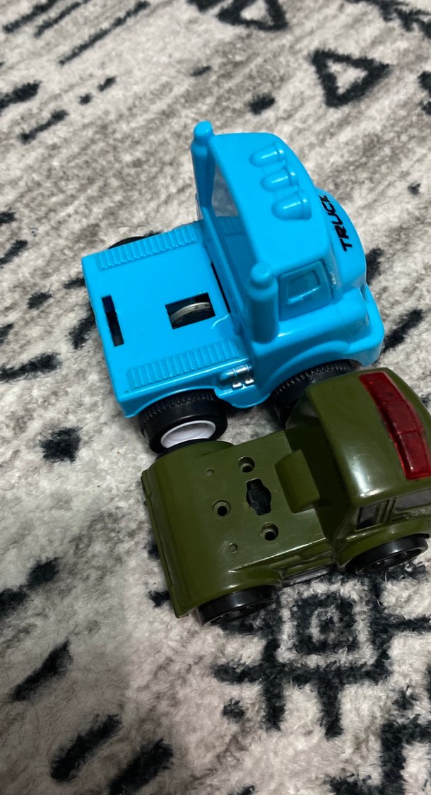 Mavi Oyuncak Kamyonet - Görsel 2